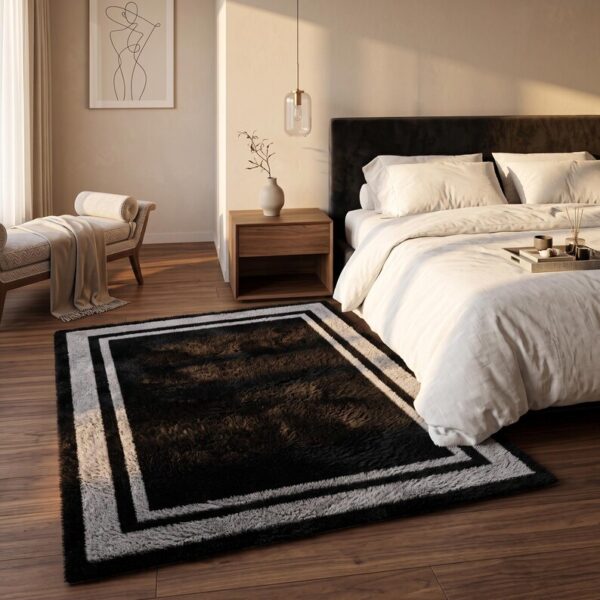 4 Hand Tufted Wool Rug – Black & Grey Border Minimalist Carpet